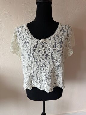 VINTAGE LACE BLOUSE SIZE XL